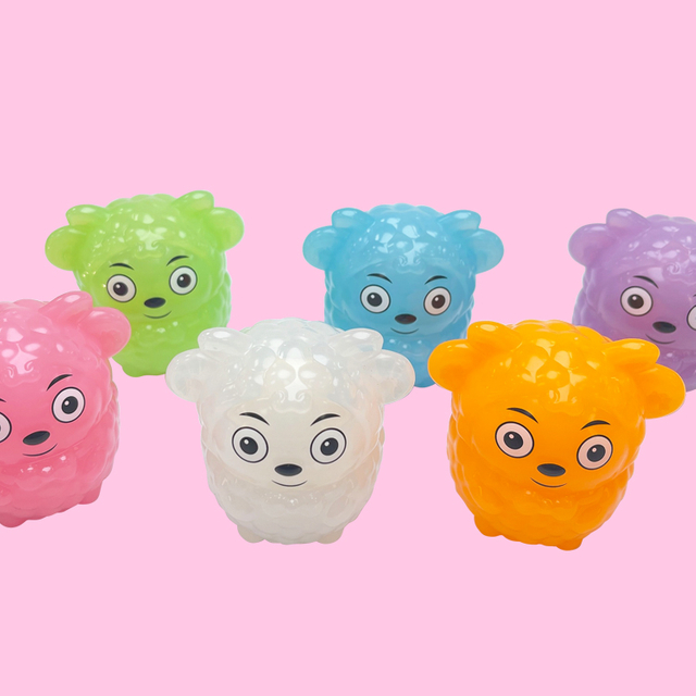 Bálsamo labial con forma alegre c5474