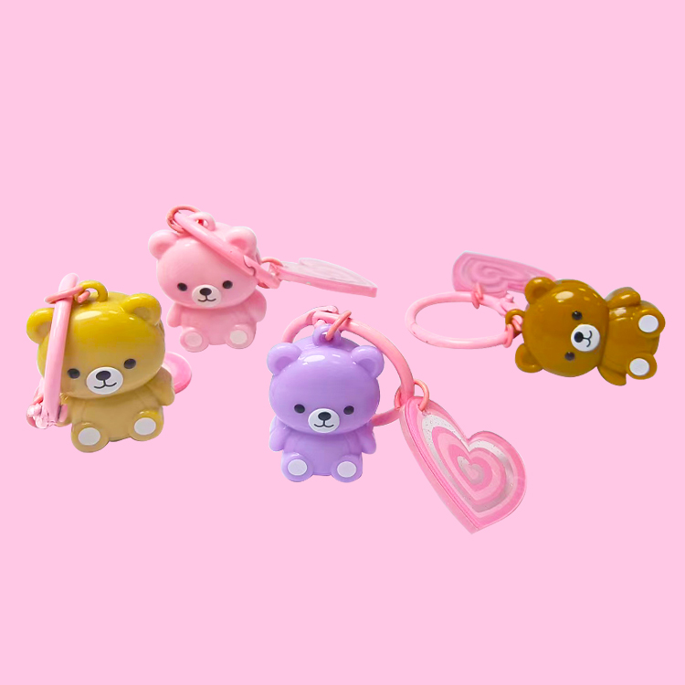 Lindo mini colgante de oso con brillo de labios Modelo: C1228 