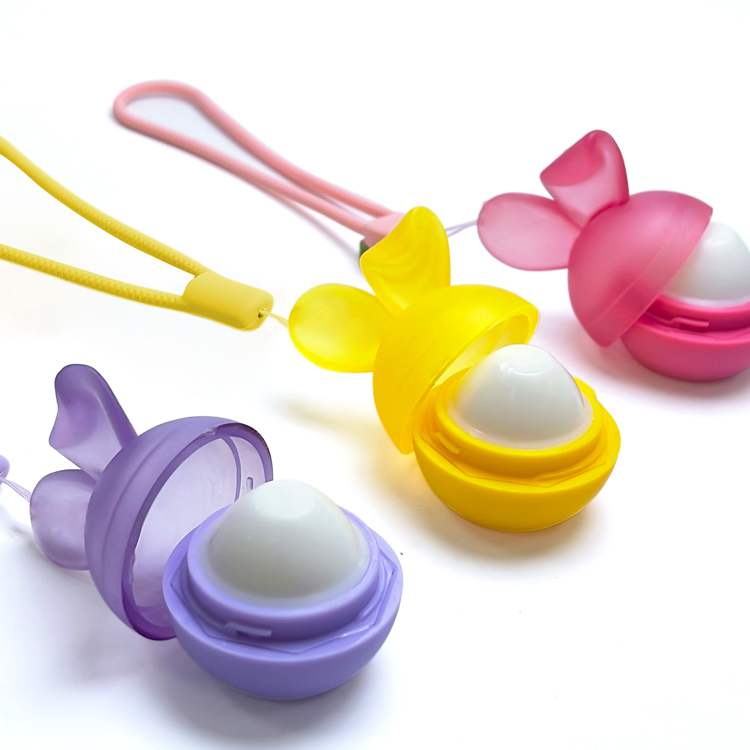 Llavero bálsamo labial conejo C5452