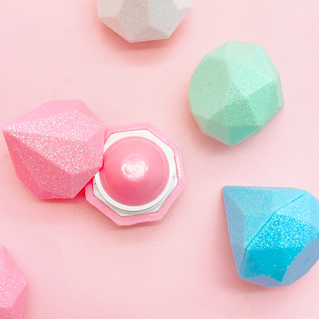 Bálsamo labial en forma de diamante C1218